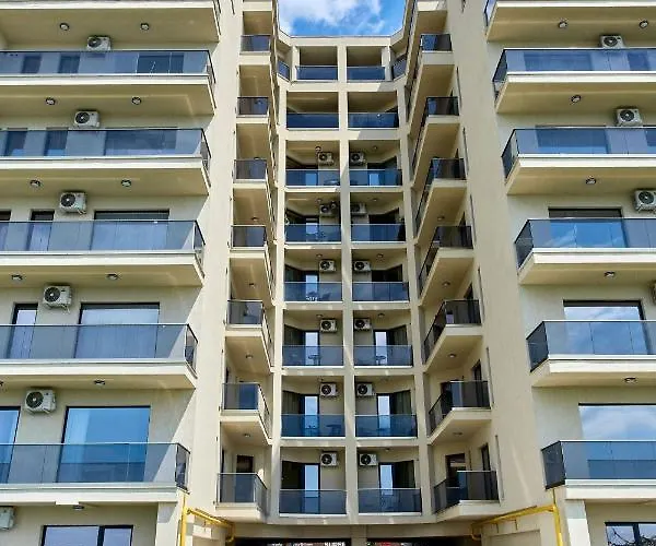 Garsoniera Alegria Solid House *